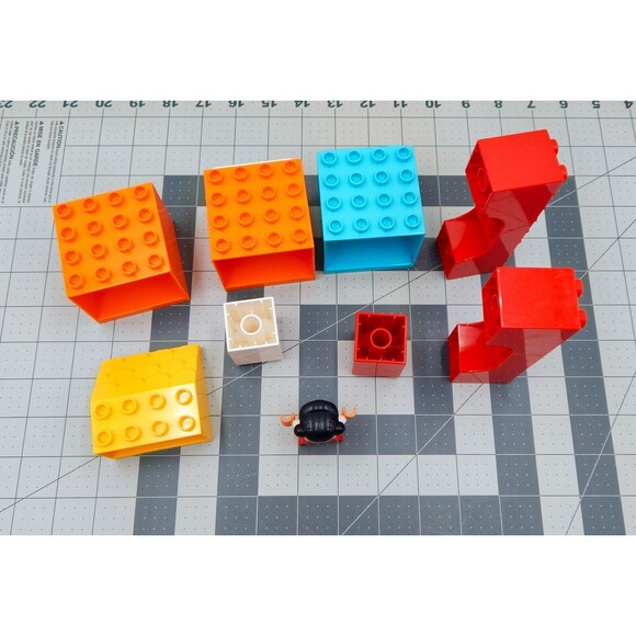 LEGO Duplo My First Farm Set 10617 Replacement Parts Girl Figure Eggs Windows - Picture 8 of 8